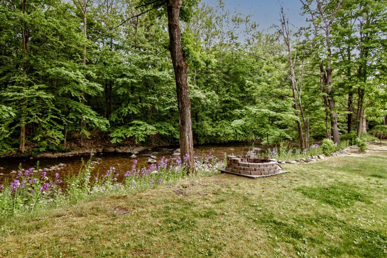 Cabin By The Creek With Private Creek Access Tannersville Eksteriør bilde