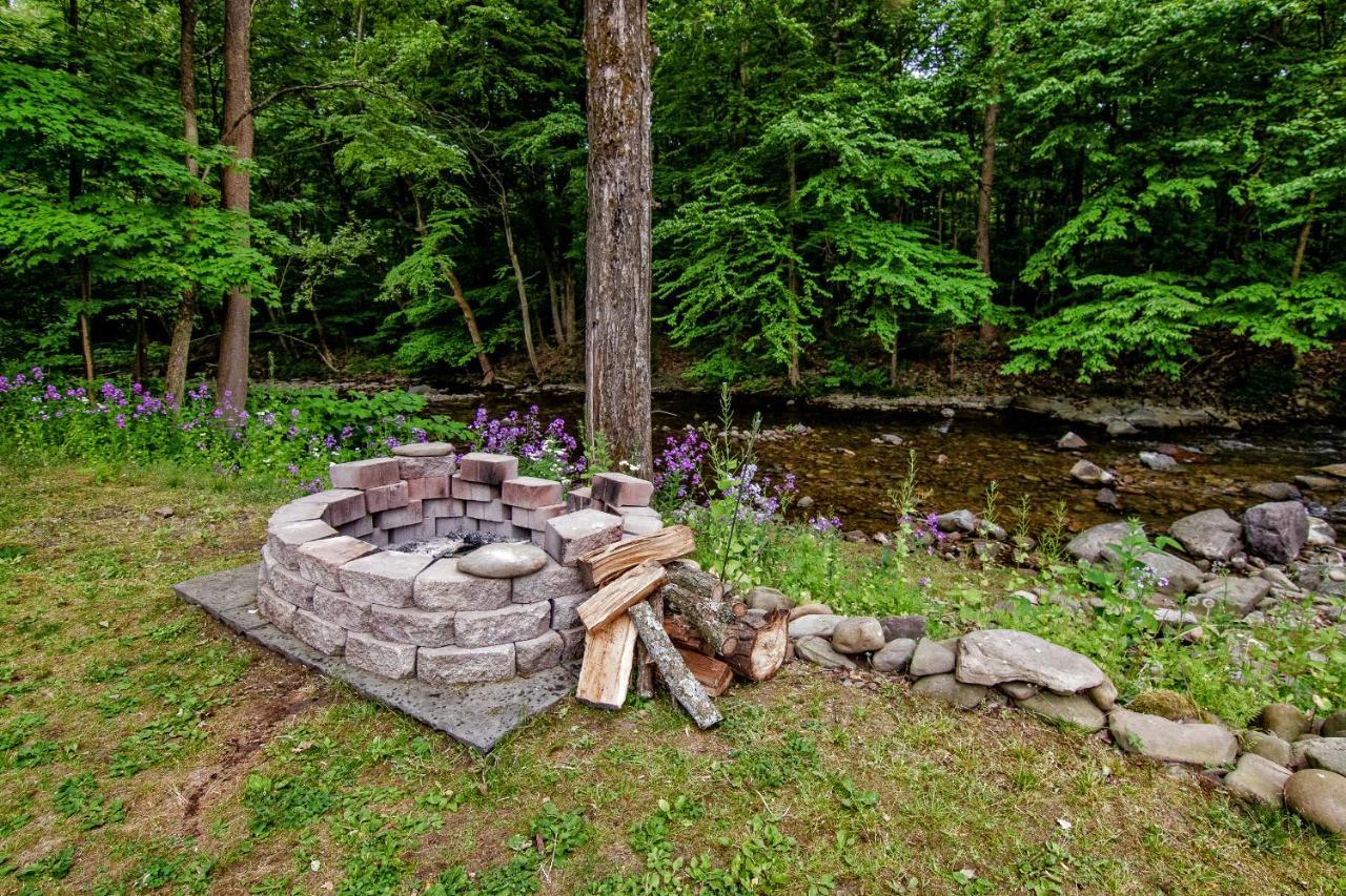 Cabin By The Creek With Private Creek Access Tannersville Eksteriør bilde