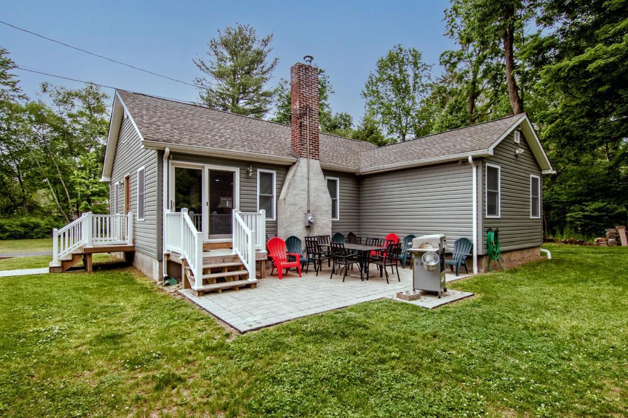 Cabin By The Creek With Private Creek Access Tannersville Eksteriør bilde